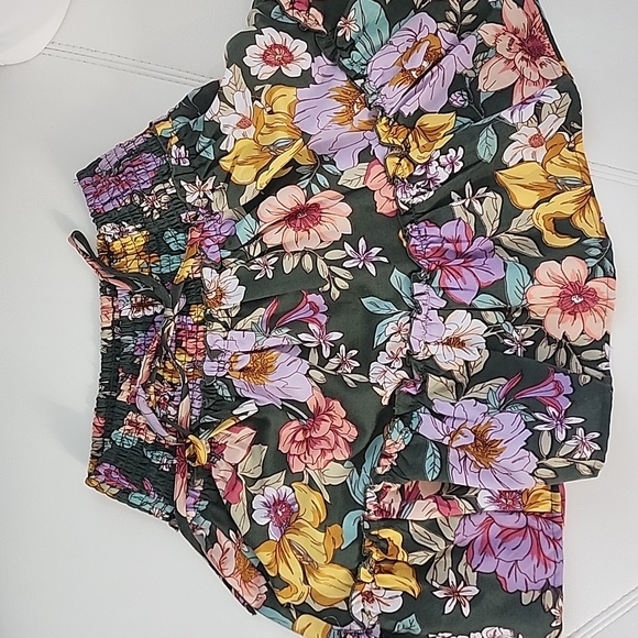 B.O.G Collective Floral Matching Set Womens Skirt and Top Combo - Picture 3 of 5